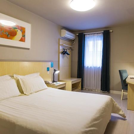Jinjiang Inn Xuchang Hubin Road מראה חיצוני תמונה