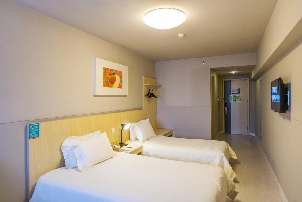 Jinjiang Inn Xuchang Hubin Road מראה חיצוני תמונה
