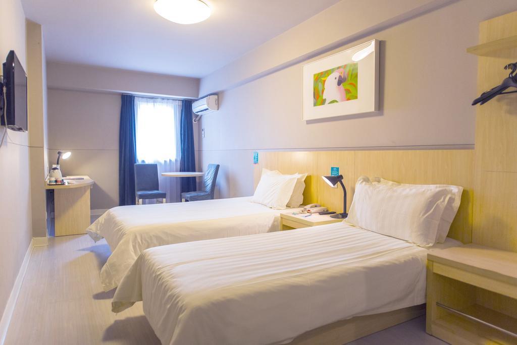 Jinjiang Inn Xuchang Hubin Road מראה חיצוני תמונה